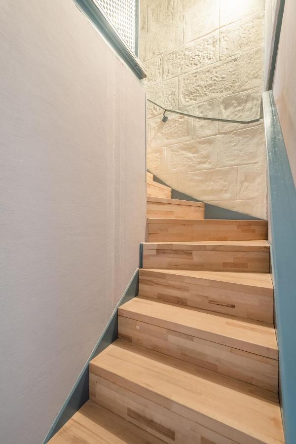 Studio En Duplex-Aircon-Terrasse-Parking-Calme Bordeaux Luaran gambar