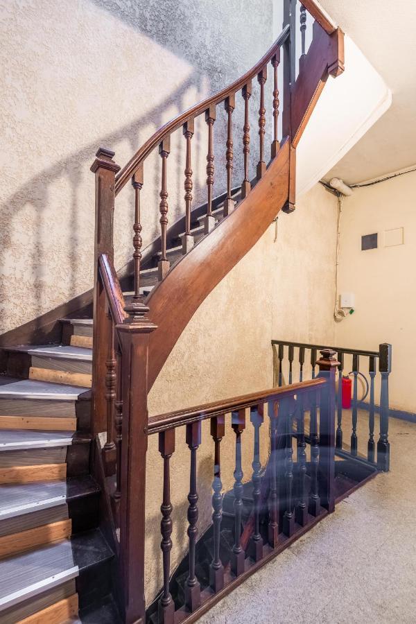 Studio En Duplex-Aircon-Terrasse-Parking-Calme Bordeaux Luaran gambar